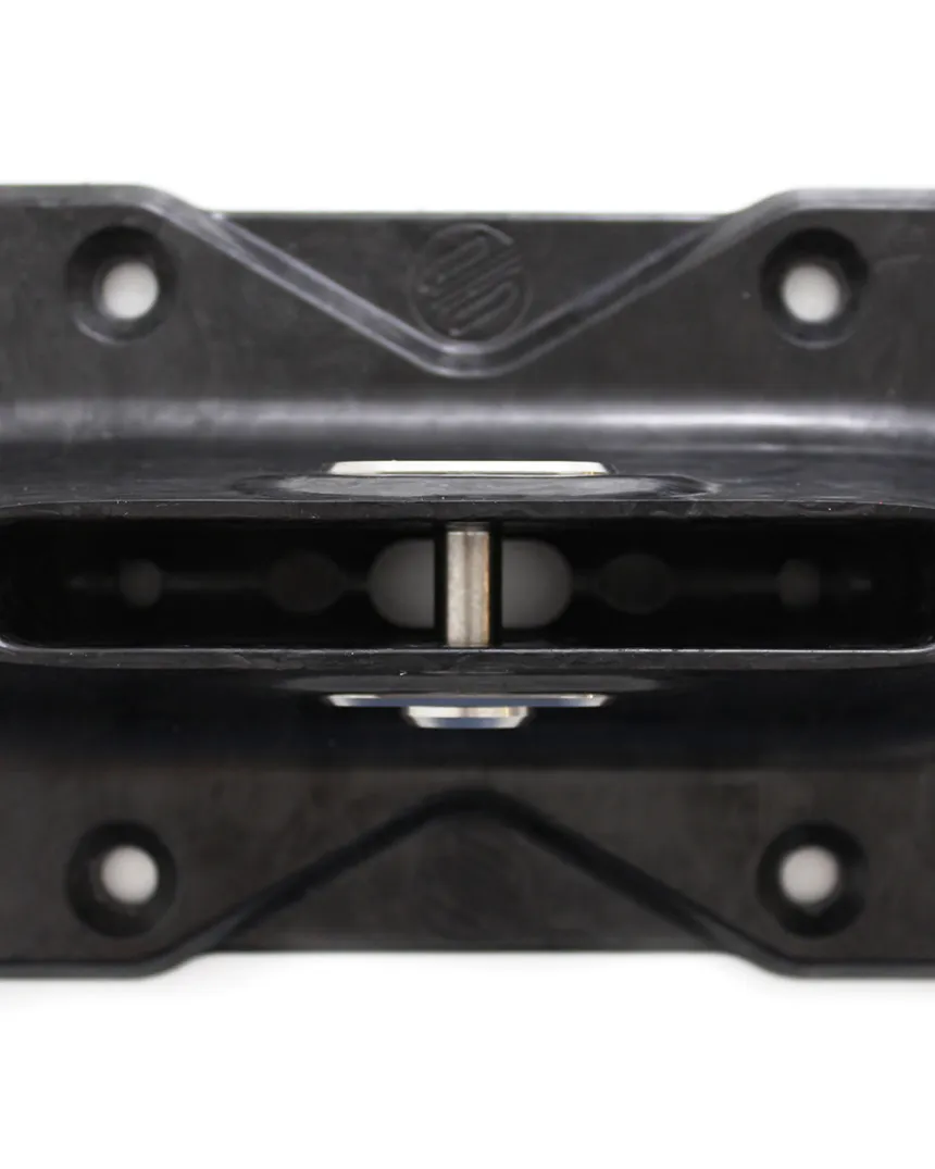 Piastra Rail Carbon con Inserti in Titanio Sabfoil — Hydrofoil